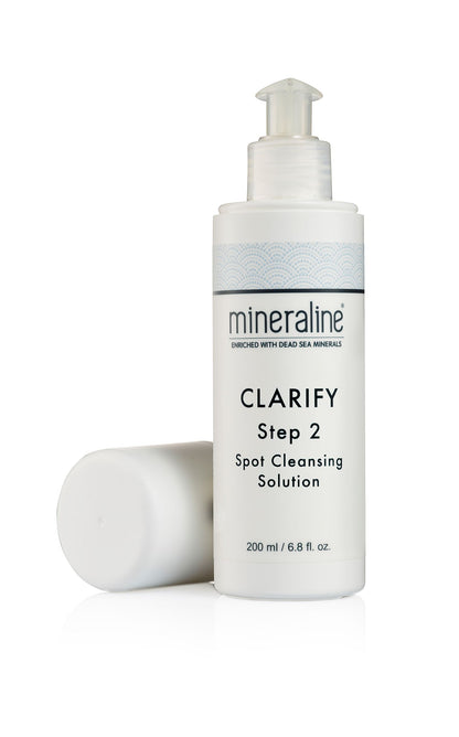 Clarify Spot Cleansing Solution | محلول تعقيم الحَب
